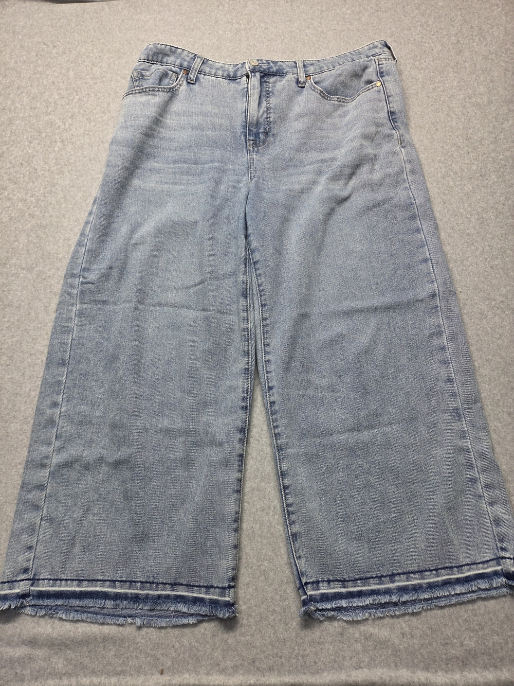 0423 High Rise Wide Leg Women’s Jeans Light Blue
